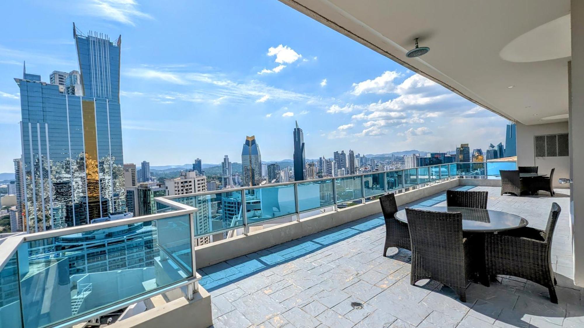Yc 3602 L Apartamento 2Br En Av Balboa Panama City Luaran gambar